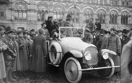 VOROSHILOV CAR EXAMINATION