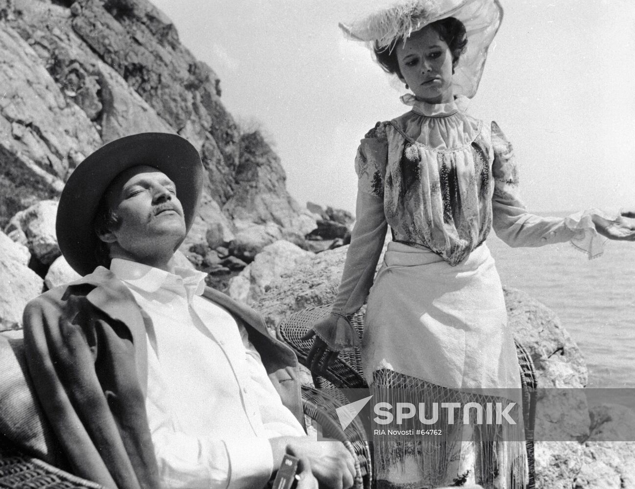 SIMONOVA A STRANGER'S STORY