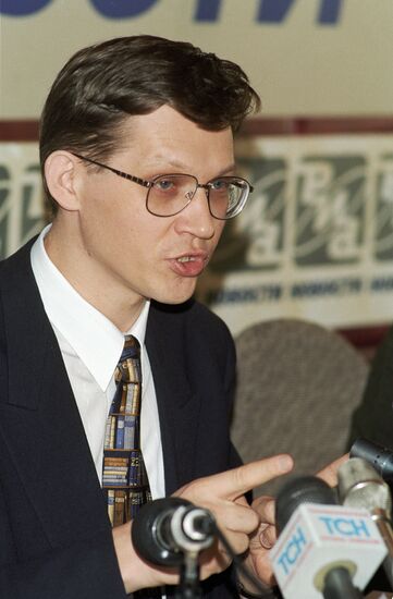 RYZHKOV