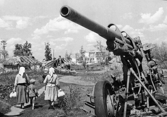 GOING HOME WWII
