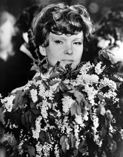 GURCHENKO FILM "FAMILY MELODRAMA"