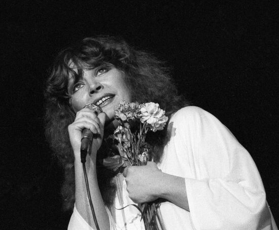 PUGACHEVA PERFORMANCE 