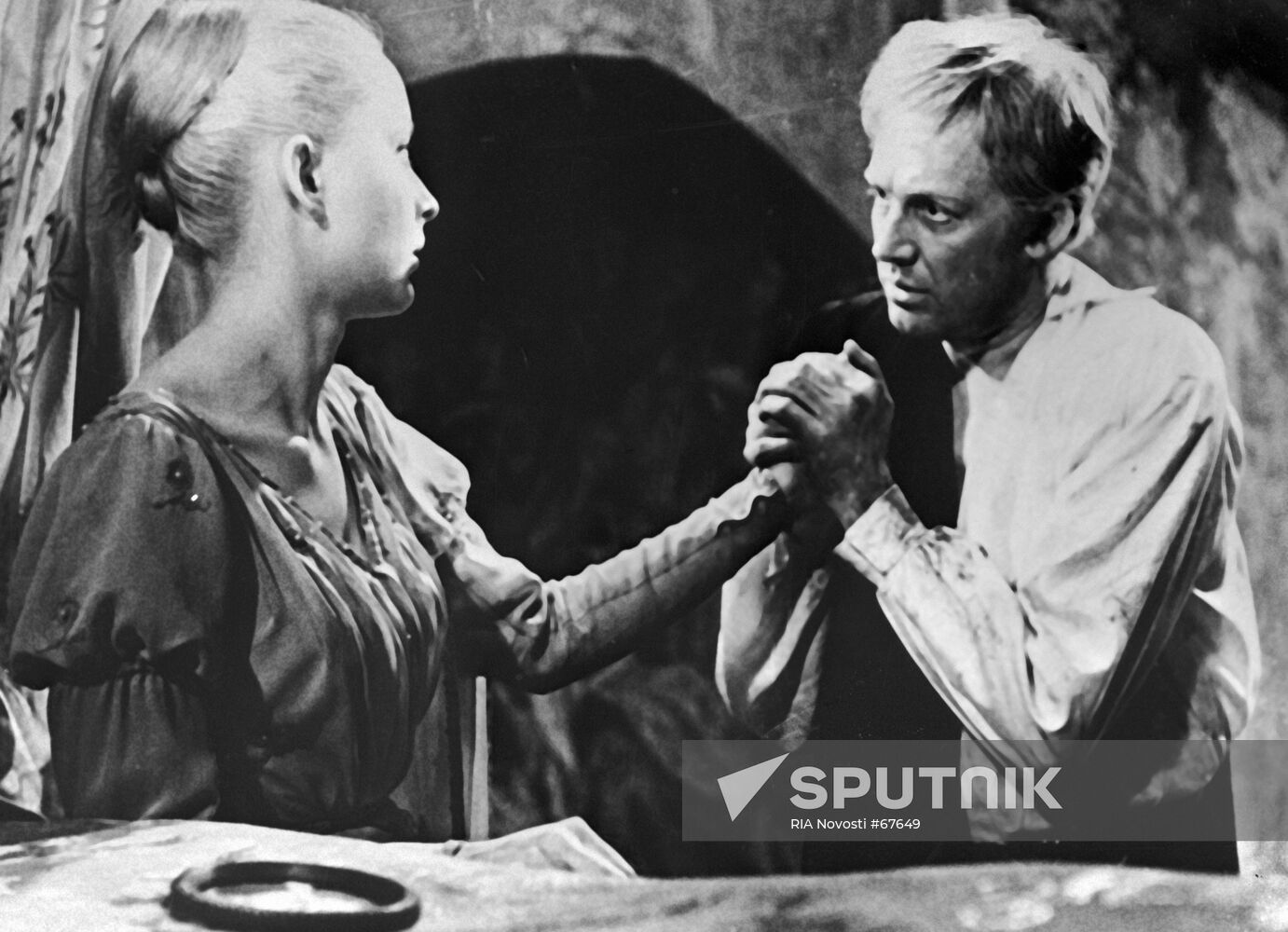"HAMLET" SMOKTUNOVSKY VERTINSKAYA 