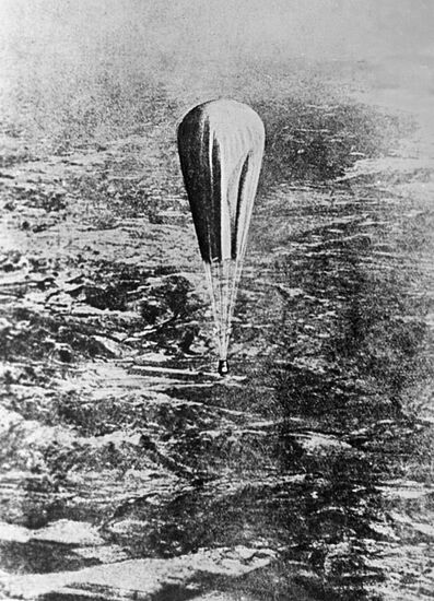 HIGH-ALTITUDE BALLOON