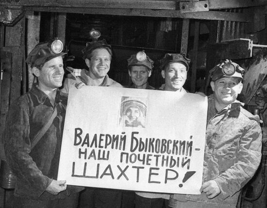 Miners from Vostok-5 Face