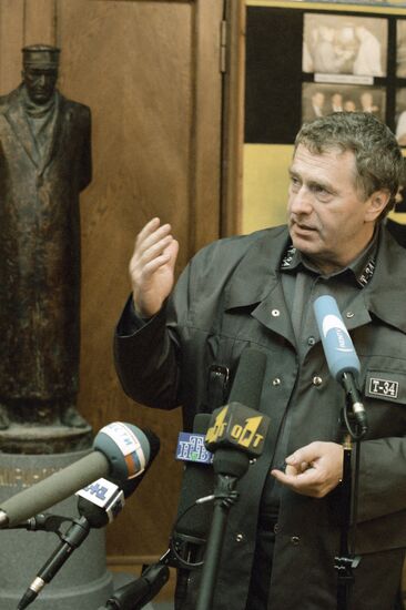 ZHIRINOVSKY SCULPTURE 