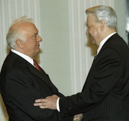 YELTSIN SHEVARDNADZE 