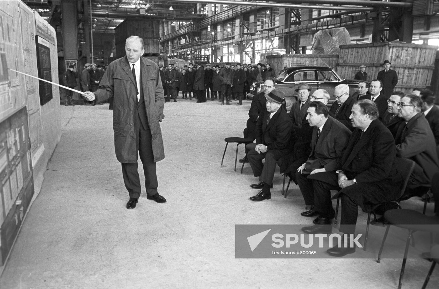 Henry Ford visits the USSR