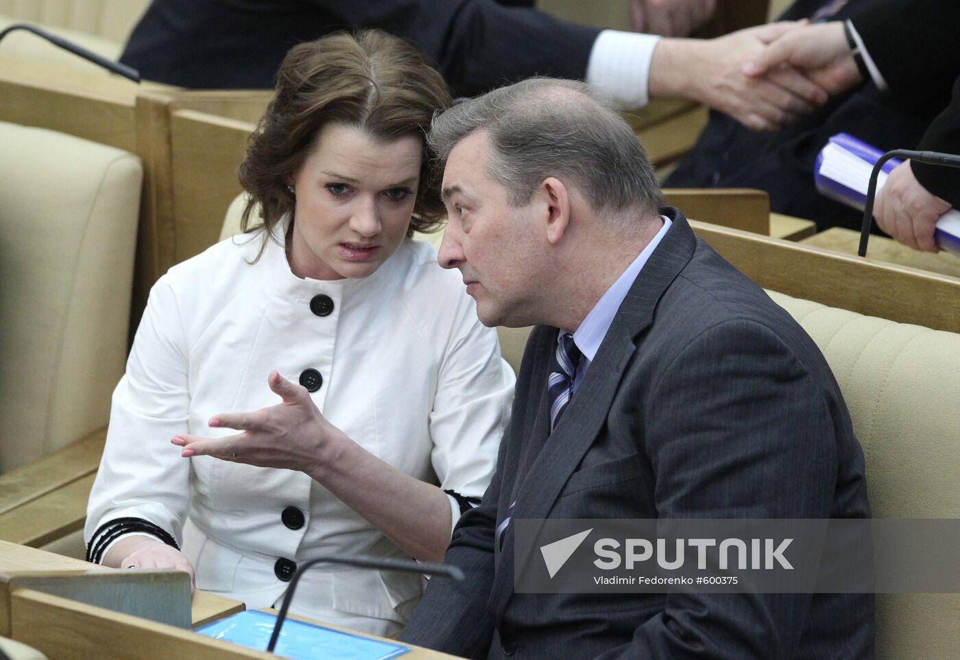 Svetlana Khorkina and Vladislav Tretyak