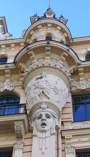 House built by architect Mikhail Eisenstein