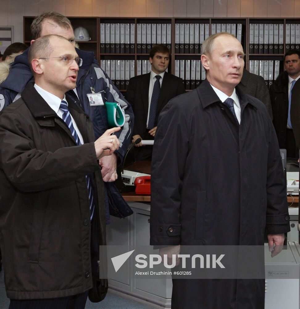 Prime Minister Vladimir Putin visits Volgodonsk