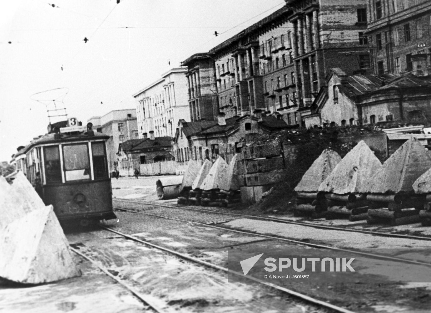 Anti-tank concrete barriers in sieged Leningrad