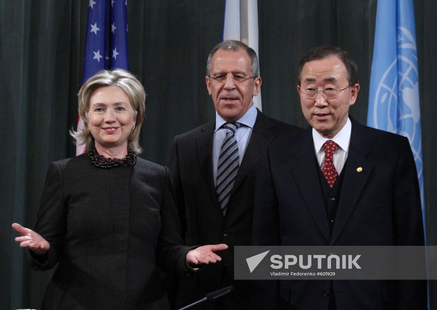 Hillary Clinton, Sergei Lavrov and Ban Ki-moon