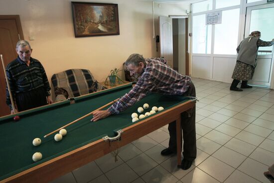 Residents at Buinsk Nursery Home for Elderly and Disabled