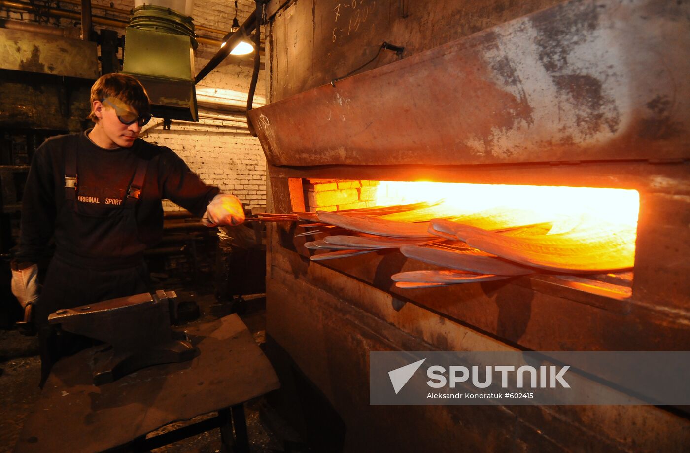 Scythe production at Artinsk mechanical plant