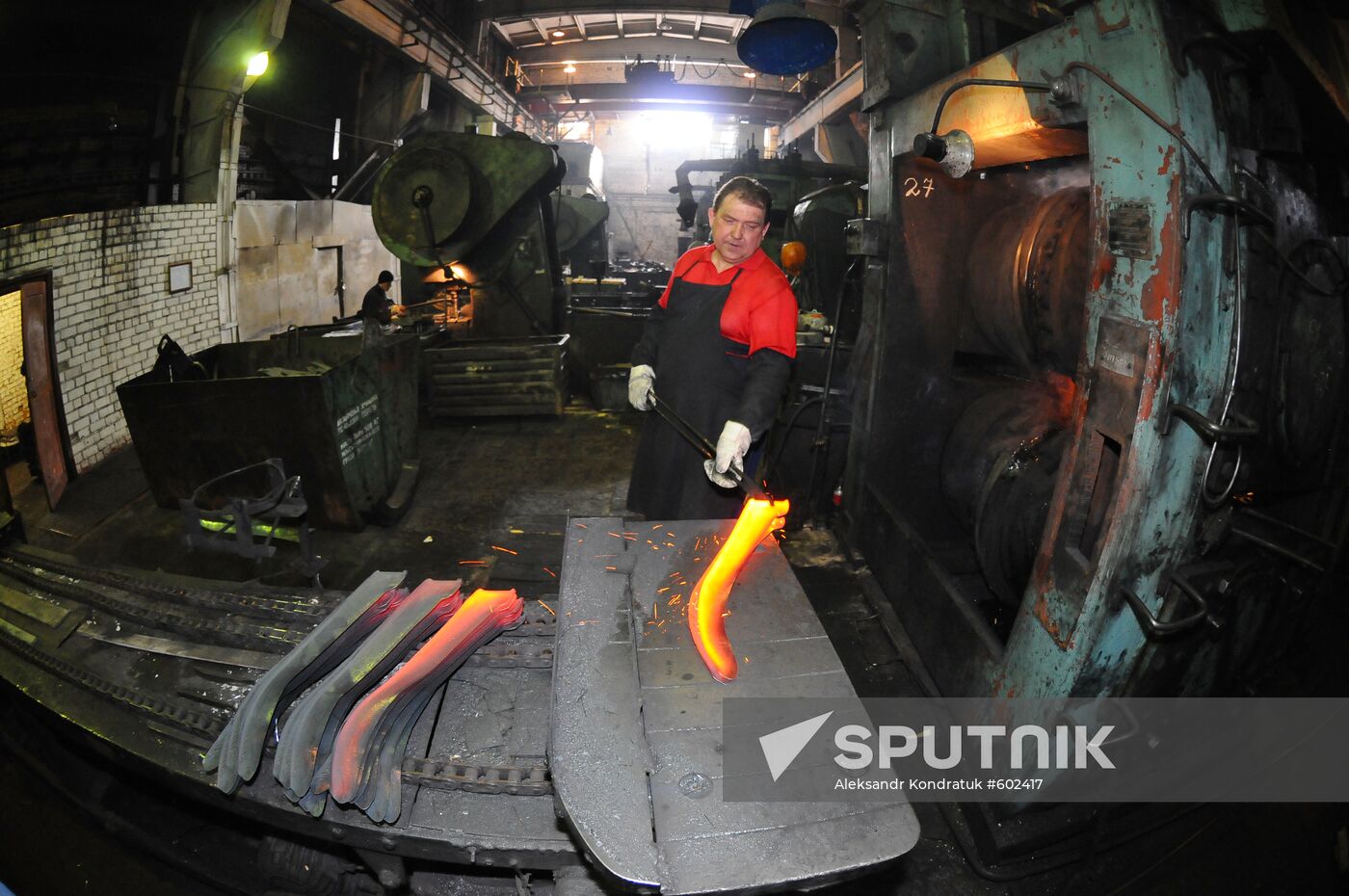 Scythe production at Artinsk mechanical plant