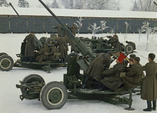 Gun crews