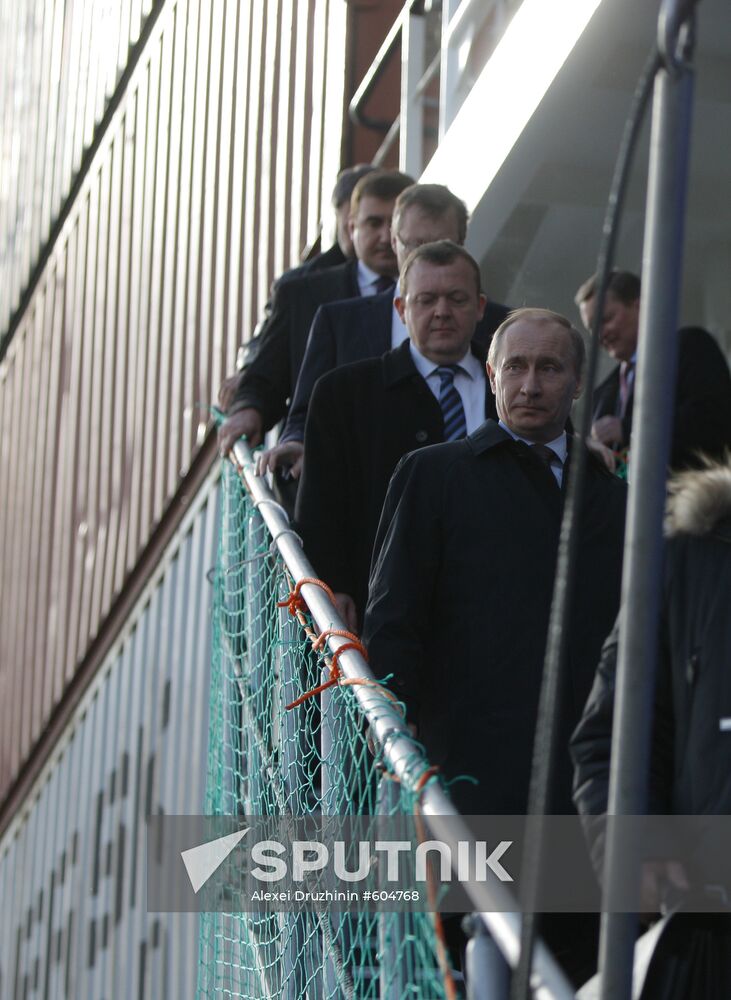 Vladimir Putin visits North-Western federal District