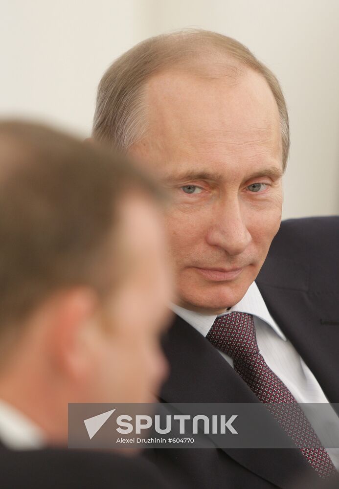 Vladimir Putin visits North-western federal District
