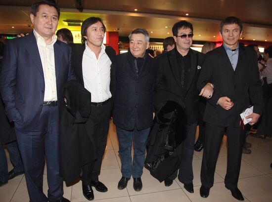 First run of the movie "Irony of Love" in Oktyabr Cinema