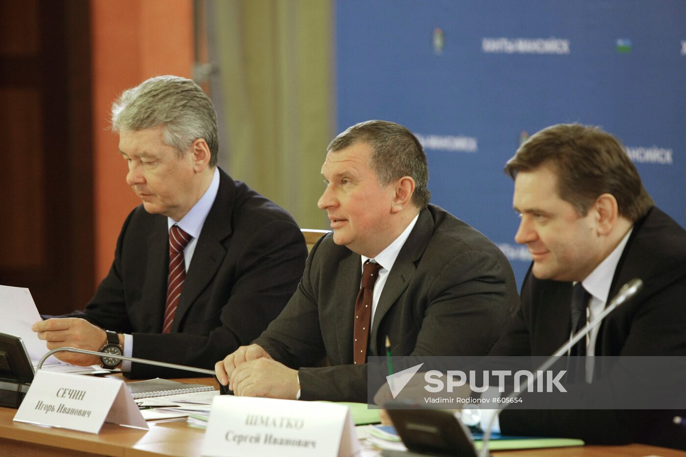 Sergei Sobyanin, Igor Sechin and Sergei Shmatko