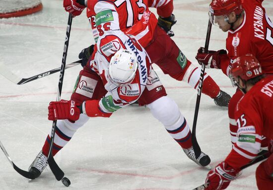 Ice hockey. Kontinental Hockey League. Playoff. Spartak vs. Lokomotiv