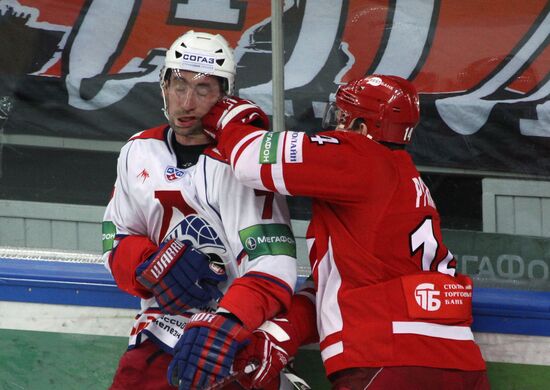 Ice hockey. Kontinental Hockey League. Playoff. Spartak vs. Lokomotiv