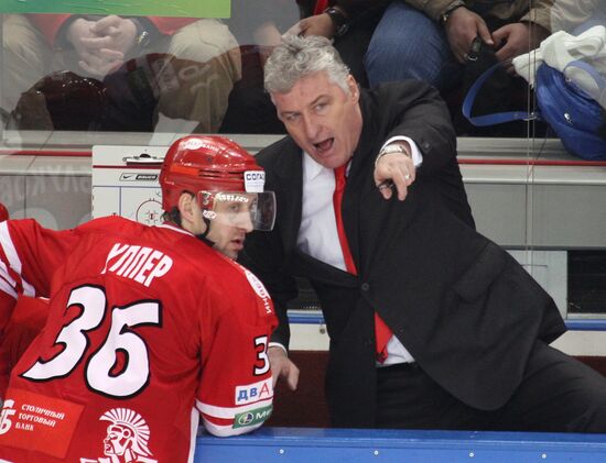 Ice hockey. Kontinental Hockey League. Playoff. Spartak vs. Lokomotiv