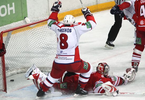 Ice hockey. Kontinental Hockey League. Playoff. Spartak vs. Lokomotiv