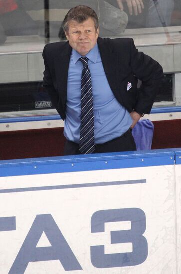 Ice hockey. Kontinental Hockey League. Playoff. Spartak vs. Lokomotiv