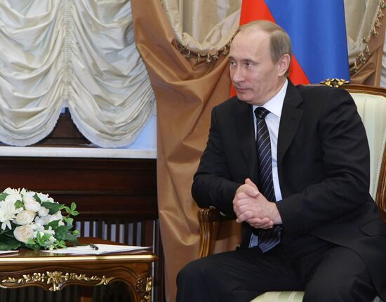 Vladimir Putin meets with Hamad Bin Jassim Bin Jabor Al Thani