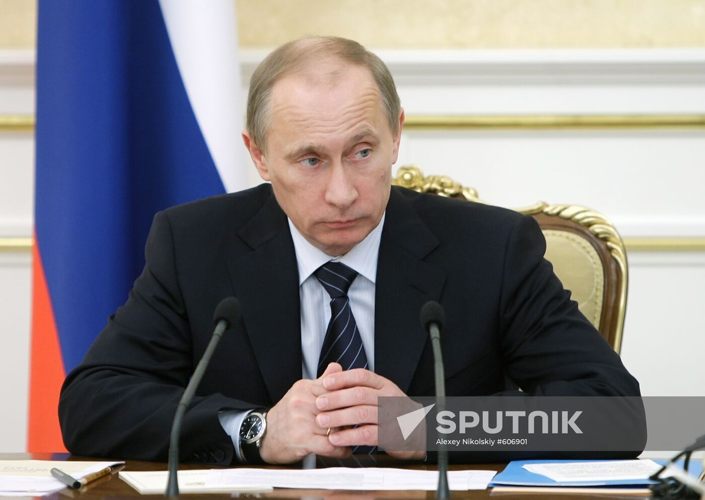 Vladimir Putin chairs Government Presidium meeting