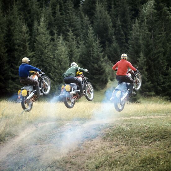 Motor racers