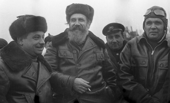I. Papanin, O. Shmidt, M. Vodopyanov