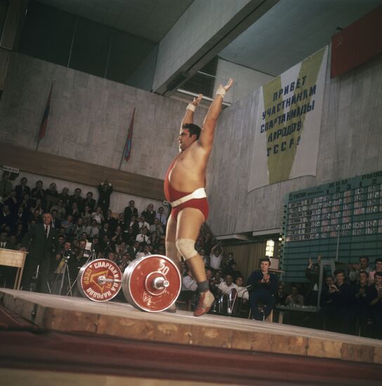 Russian athlete Vasily Alexeyev
