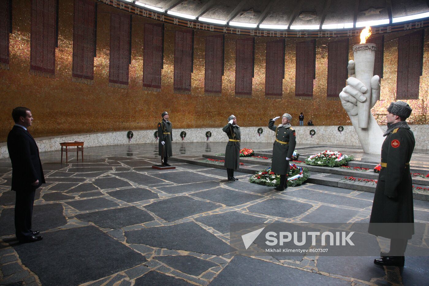 Dmitry Medvedev visits Volgograd