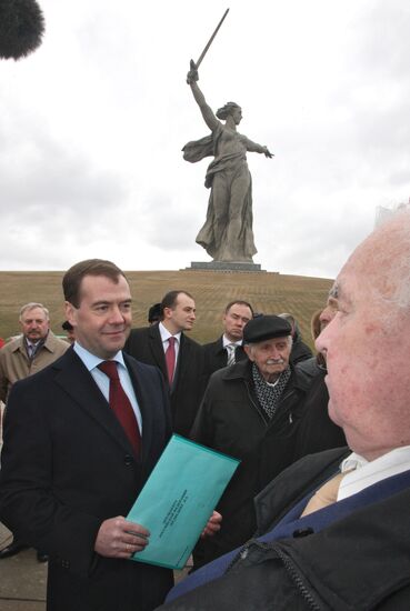 Dmitry Medvedev visits Volgograd