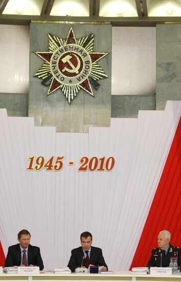Dmitry Medvedev visiting Volgograd