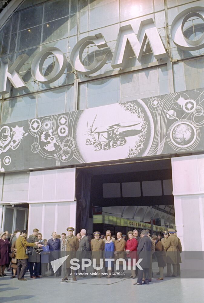 Cosmonaut Vladimir Shatalov. Day of Cosmonautics