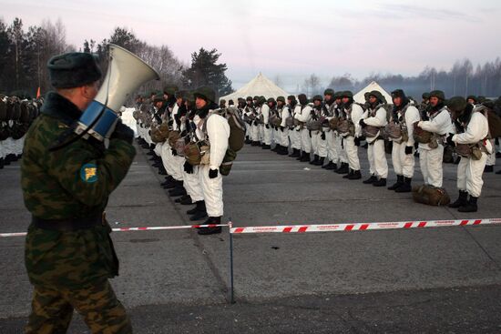 Training of 76th Guards Airborne Division