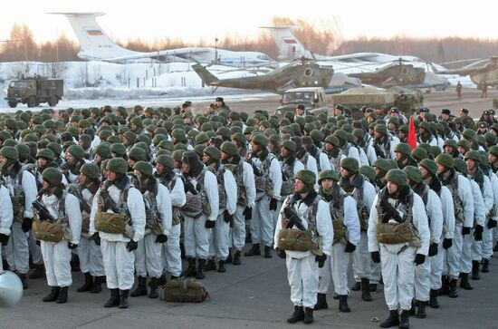 Training of 76th Guards Airborne Division