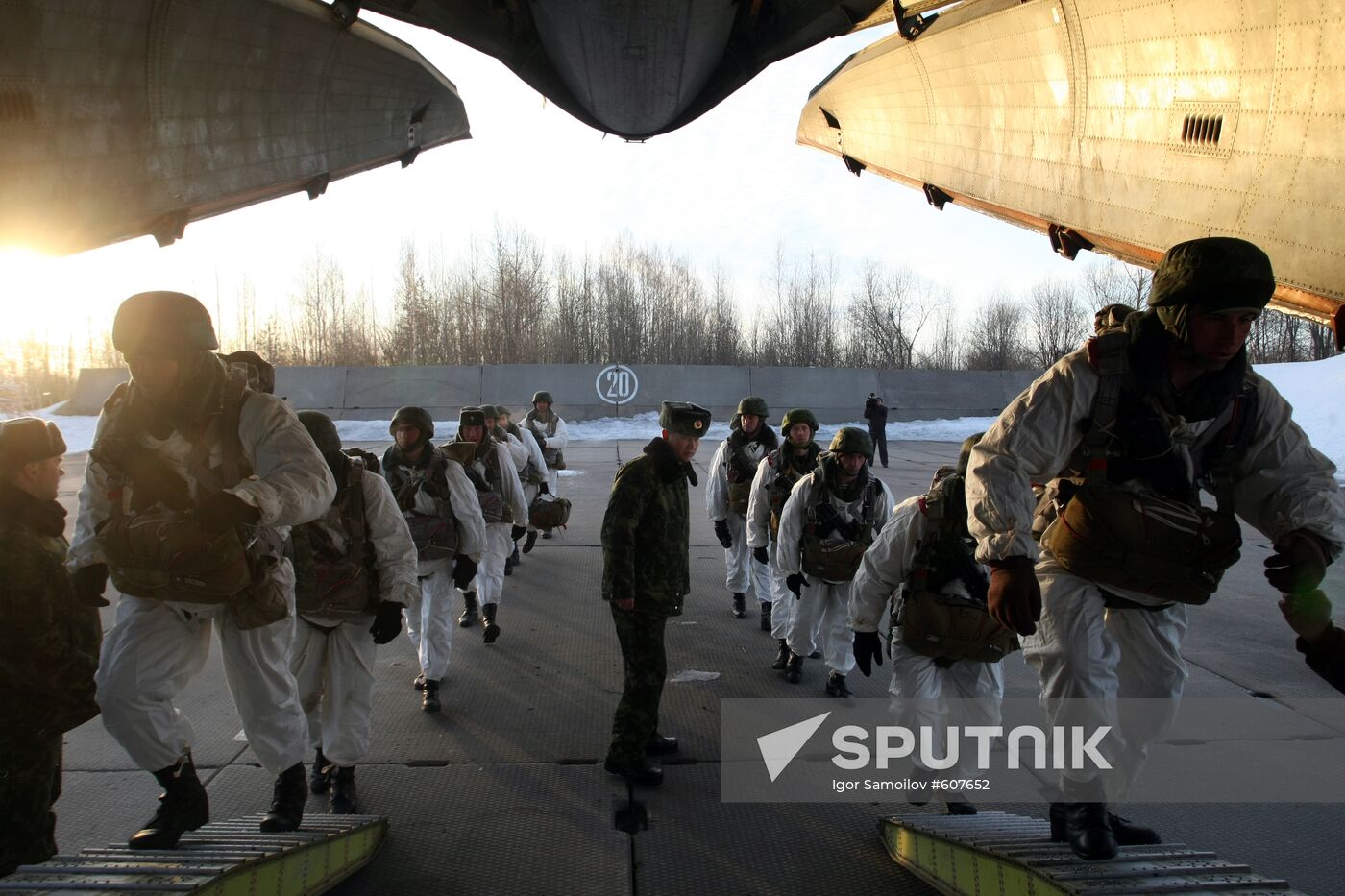 Training of 76th Guards Airborne Division