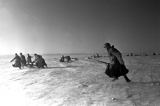 Soldiers of the Western Front on the attack