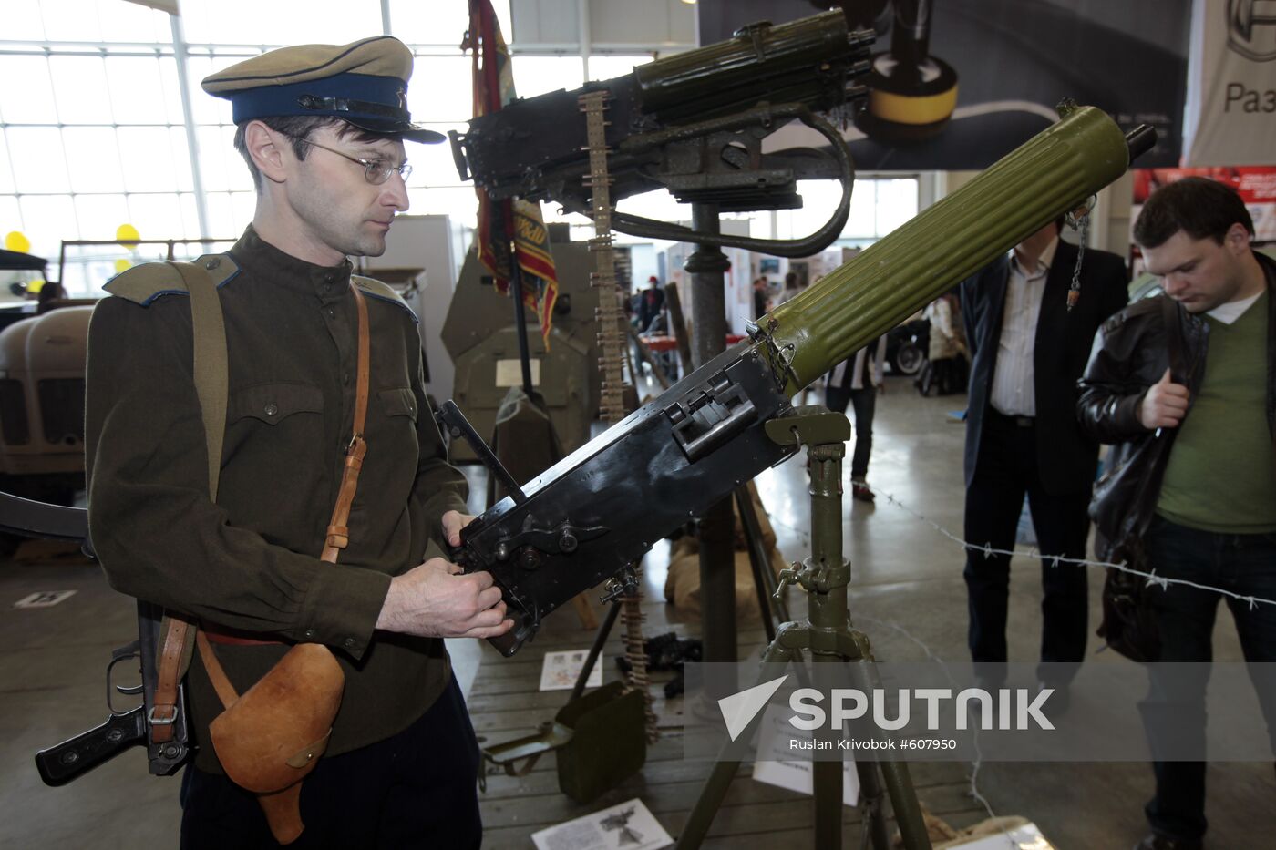 Oldtimer Gallery opens at Crocus Expo