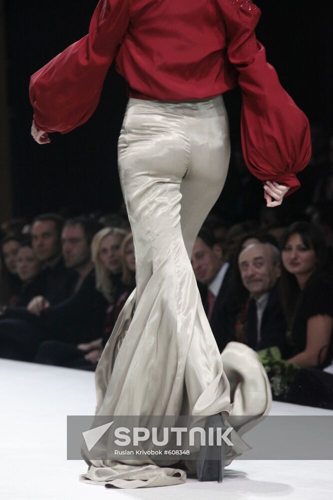 Shapovalova fashion show "Victory No. 22"