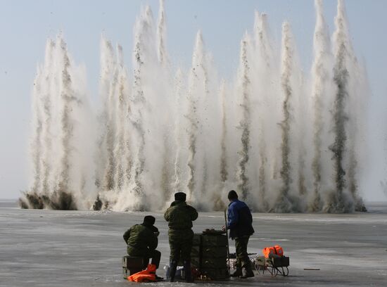 EMERCOM employees detonate ice explosions