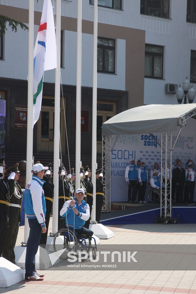 Meeting Olympic and Paralympic flags in Sochi