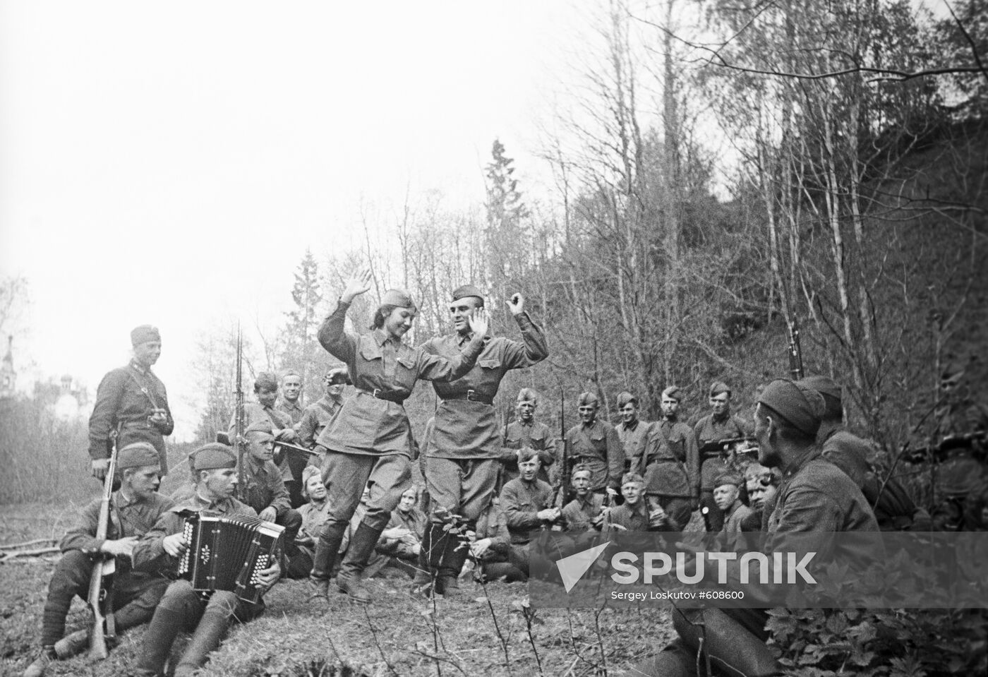 Lull in the fighting at the front line