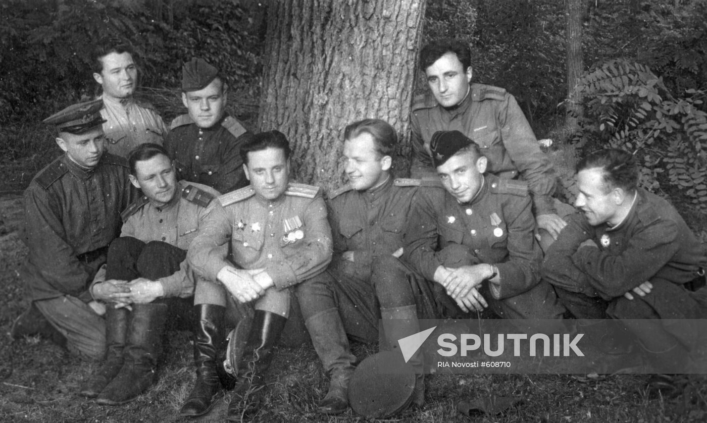 Soviet soldiers who participated in battles of Debrecen