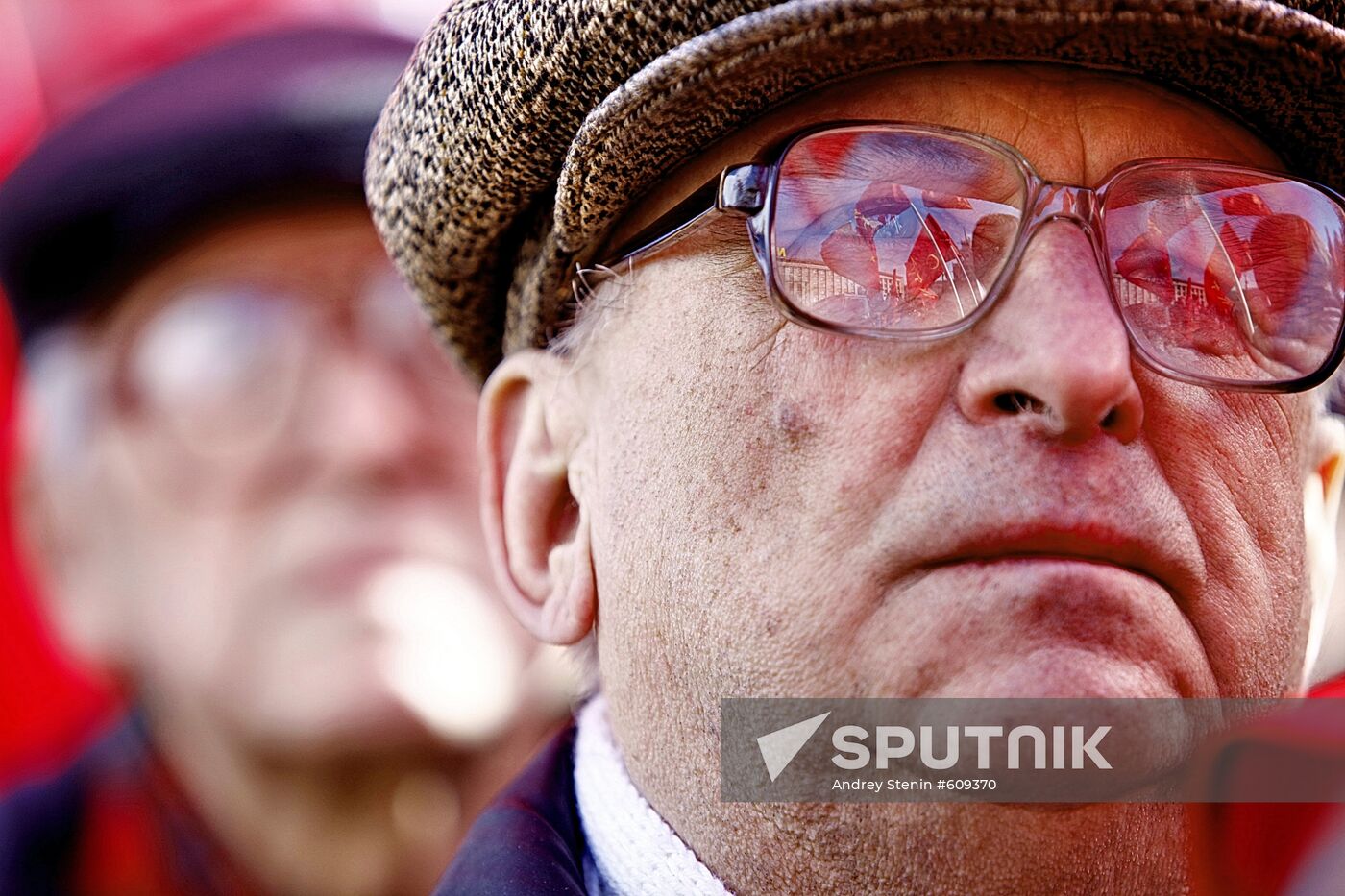 Communist Party activists protest increasing housing tariffs